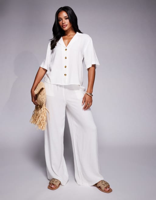 Pantalones blancos de pernera ancha de tejido efecto lino de River Island 