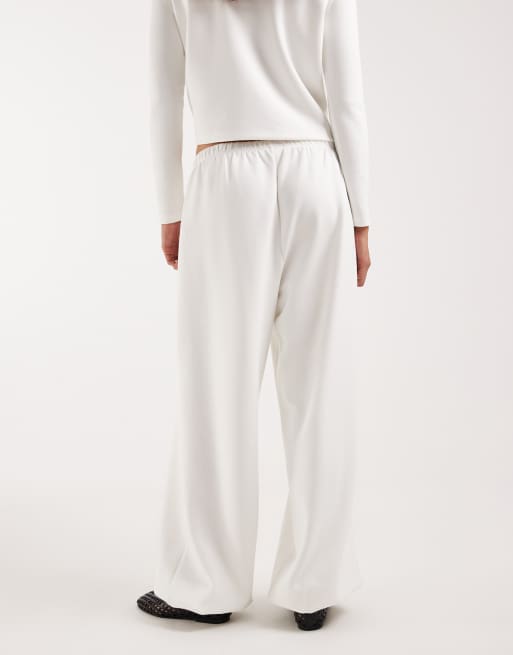 Pantalones blancos de pernera bombacha de modal de 4th & Reckless (parte de un conjunto), 5 de 5