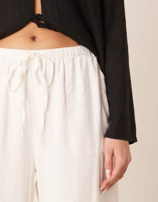 Pantalones blancos de pernera recta de lina Shona de Nobody's Child, 5 de 5