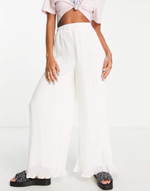 Pantalones blancos de Reclaimed Vintage Inspired