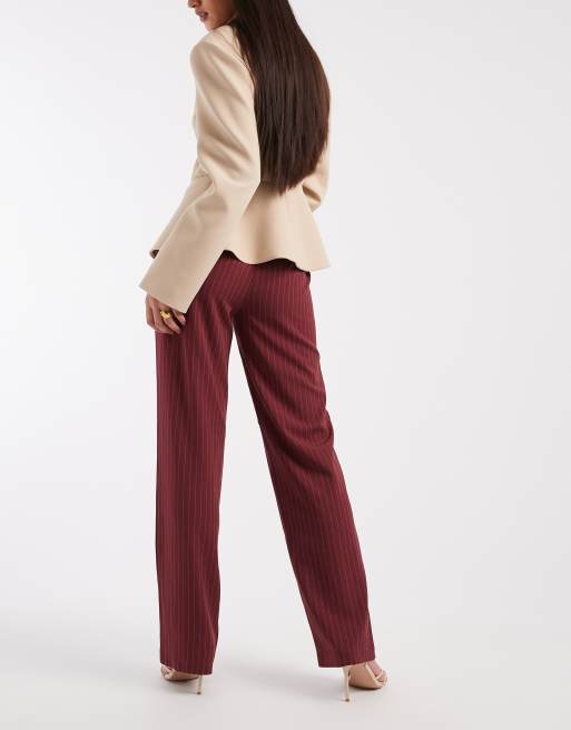 Pantalones burdeos de corte sartorial con raya diplomática de ONLY, 3 de 5
