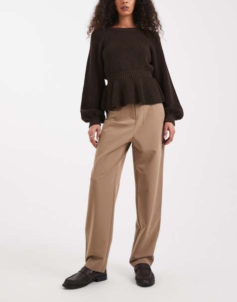 Pantalones camel de corte cigarette Essentials de Miss Selfridge - view 1