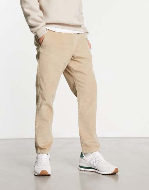 https://images.asos-media.com/products/pantalones-capri-beis-chinchilla-holgados-de-pana-de-selected-homme/203725925-4?$n_640w$&wid=513&fit=constrain