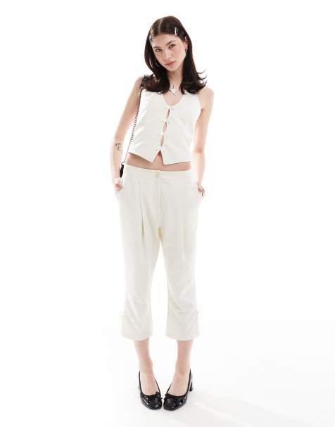 Pantalones capri blancos con lazos de Reclaimed Vintage (parte de un conjunto) - view 1