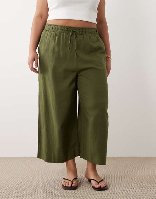 Pantalones capri caquis de mezcla de lino de New Look Curve, 2 de 5