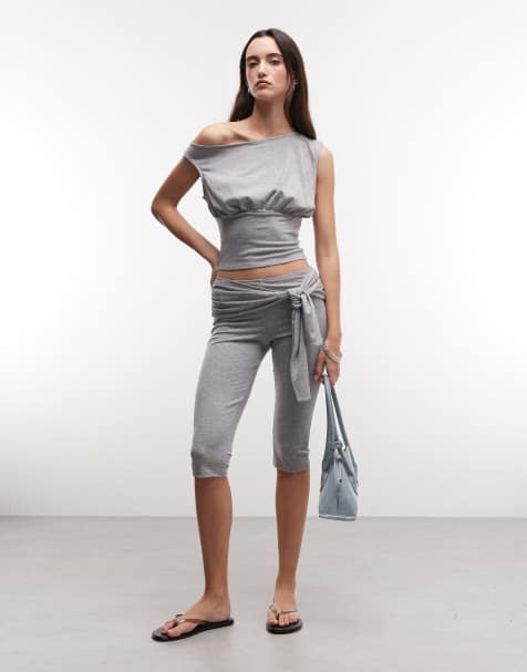 Pantalones capri gris jaspeado de talle bajo con lazada en la cintura de COLLUSION (parte de un conjunto) - view 1