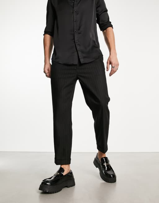Pantalones capri negros de corte tapered con raya diplomática Blues de AllSaints (parte de un conjunto)
