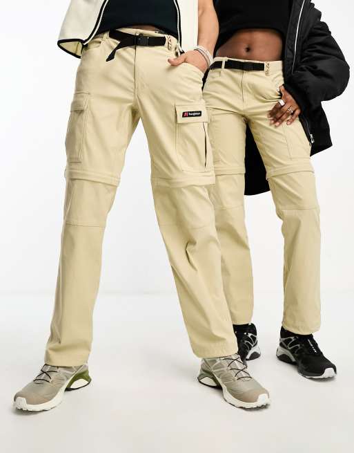 Pantalones cargo color piedra unisex con diseño convertible con cremallera Dolpa de Berghaus Dean Street