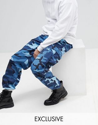 Pantalones cargo con diseño de azul Revived Reclaimed Vintage | ASOS