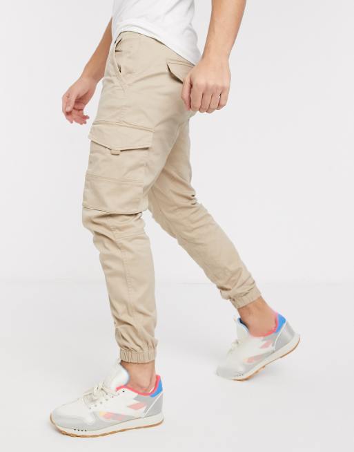 Pantalones cargo de corte slim con bajos ajustados en color arena claro de Jack & Jones Intelligence