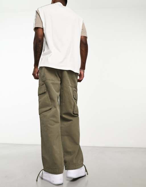 Pantalones cargo de estilo paracaidista con lavado color caqui de ASOS DESIGN, 4 de 4