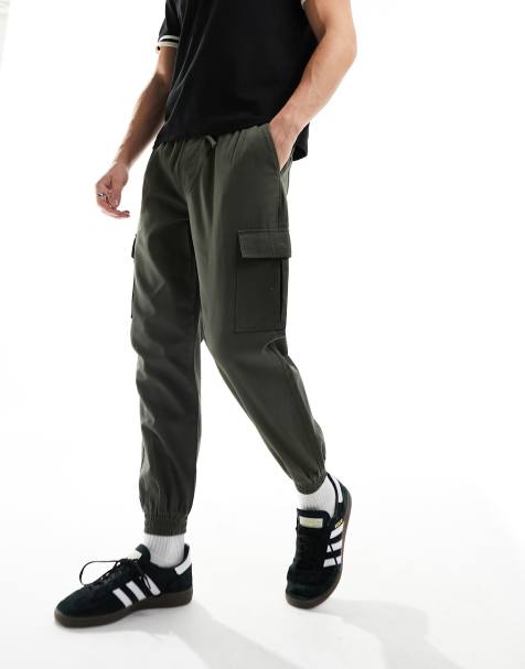Pantalones cargo en caqui con bajos ajustados de New Look - view 1