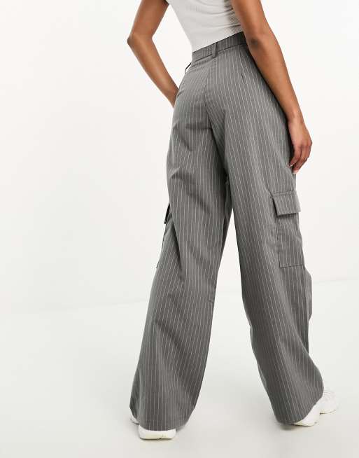 Pantalones cargo grises de talle alto con raya diplomática Del de DTT Petite, 4 de 4