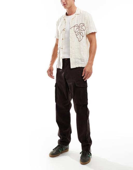 Pantalones cargo marrones holgados de estilo worker de sarga Casey Jones de Wrangler, 3 de 5