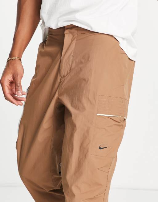 Pantalones store nike marron