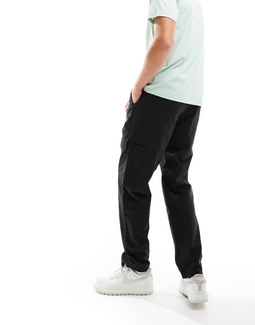 Pantalones cargo negros con bolsillos de Levi's