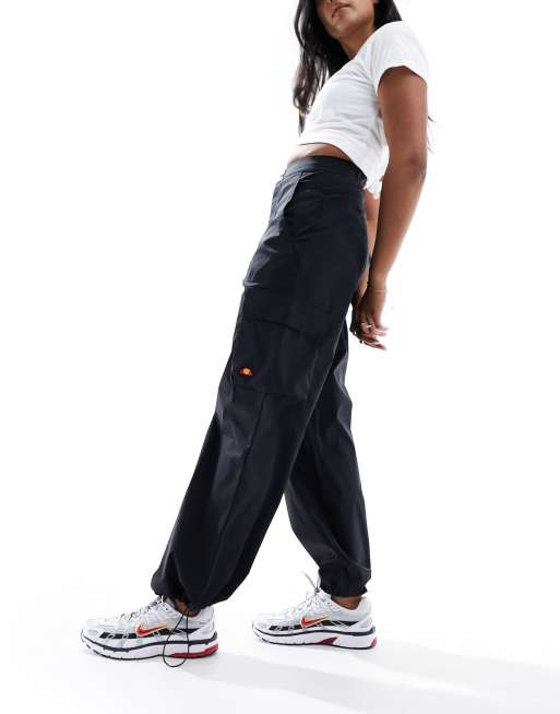 Pantalones cargo negros Sanzan de ellesse