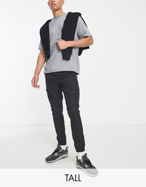 Pantalones cargo negros técnicos con diseño utilitario de French Connection Tall