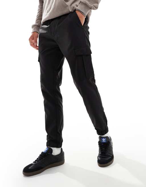 Pantalones cargo negros técnicos de French Connection