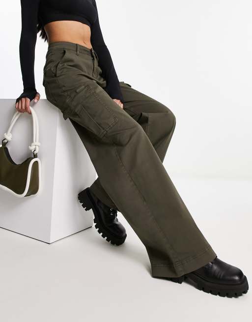 Pantalones cargo verde oliva de talle alto y pernera ancha de Urban Classics, 4 de 4