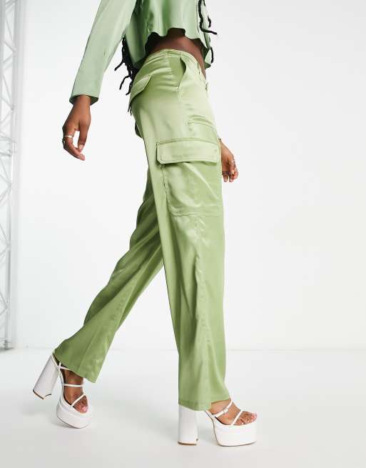 Pantalones cargo verdes new arrivals