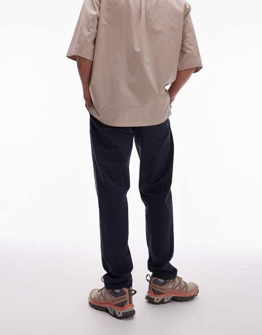 Pantalones chinos azul marino de corte tapered de Topman, 3 de 5