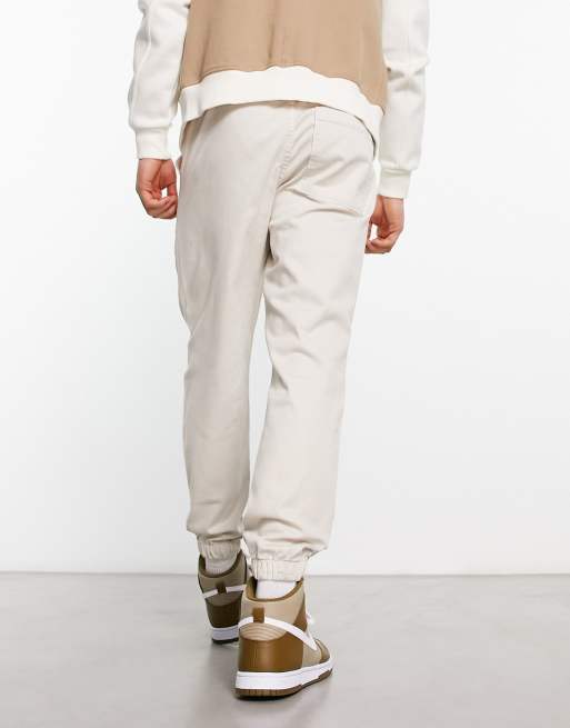 Pantalones chinos color crema estilo worker con bajos ajustados de Jack & Jones Intelligence, 2 de 4