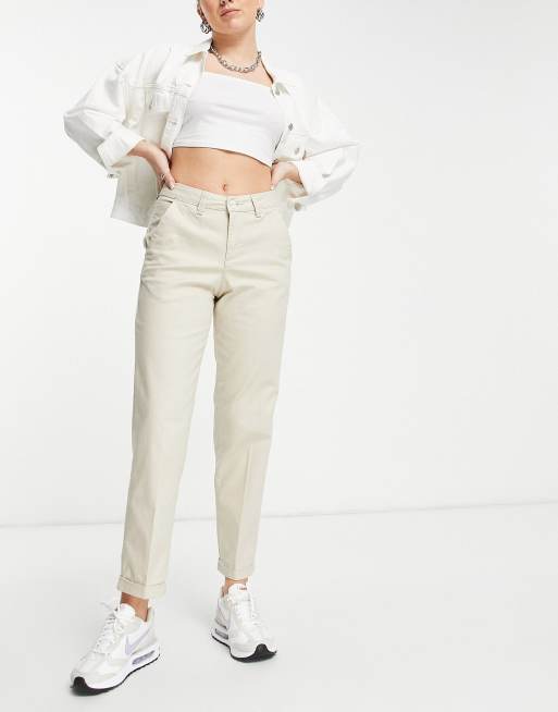 Pantalones chinos color crudo de pernera slim de JJXX