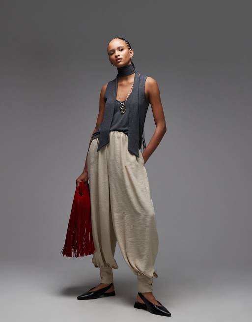 Pantalones color arena de corte bombacho con detalle en los bajos de ASOS DESIGN