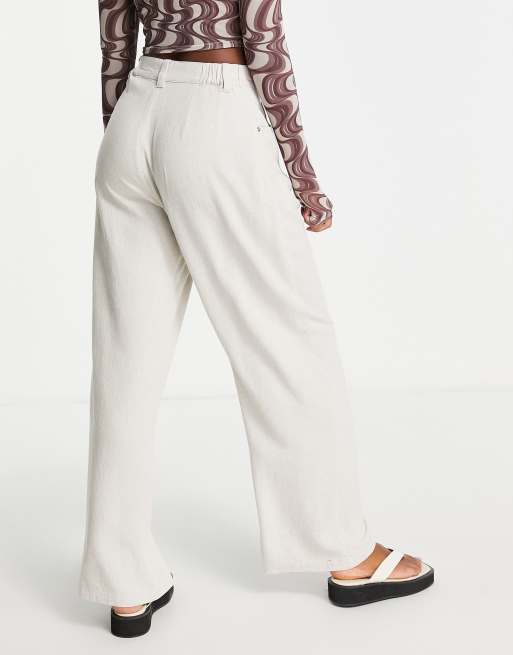 Pantalones color avena de pernera ancha de mezcla de lino de ASOS DESIGN Hourglass, 4 de 4