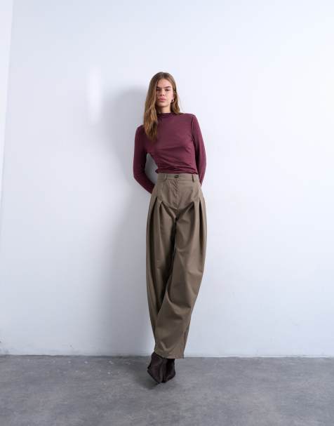 Pantalones color camel de corte bombacho con cintura baja de Topshop - view 1