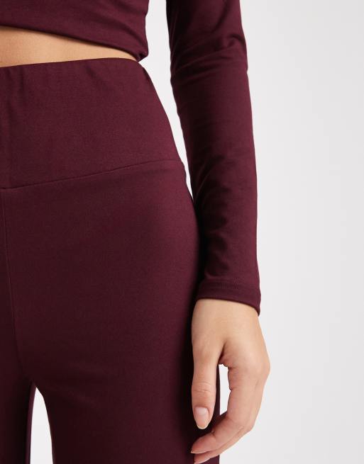 Pantalones color ciruela moldeadores de pernera ancha de Miss Selfridge, 5 de 5