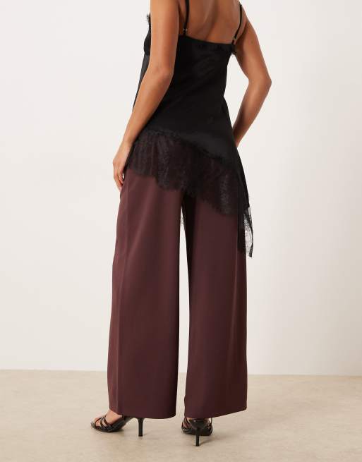 Pantalones color ciruela oscuro de pernera ancha de JDY Petite, 4 de 5