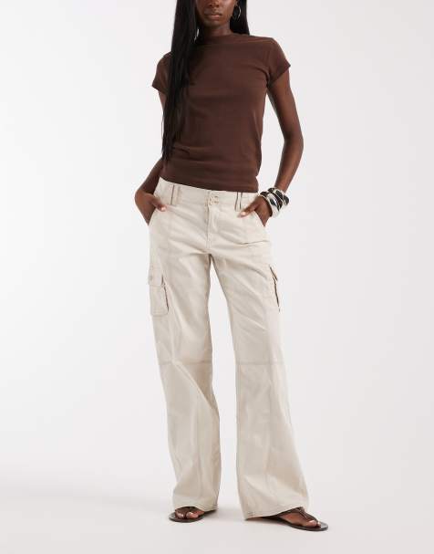 Pantalones color crema cargo holgados de talle bajo con cinturilla regulable de Hollister - view 1