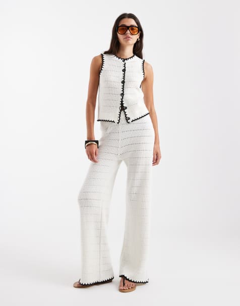 Pantalones color crema con pespuntes de festón de New Look (parte de un conjunto) - view 1
