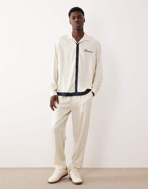 Pantalones color crema de corte tapered de ASOS DESIGN (parte de un conjunto), 2 de 5