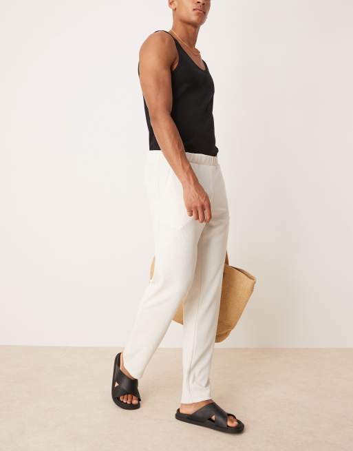 Pantalones color crema plisados de corte recto de Selected Homme