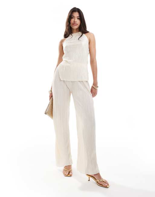 Pantalones color crema plisados de pernera ancha de In The Style x Perrie Sian (parte de un conjunto)