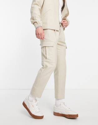 Pantalones color crudo cargo de corte tapered y tacto cálido de Topman (parte de un conjunto)