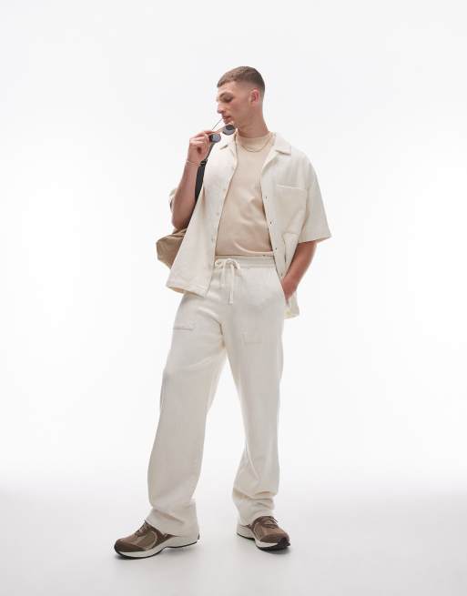 Pantalones color crudo de pernera ancha con acabado texturizado de Topman (parte de un conjunto)