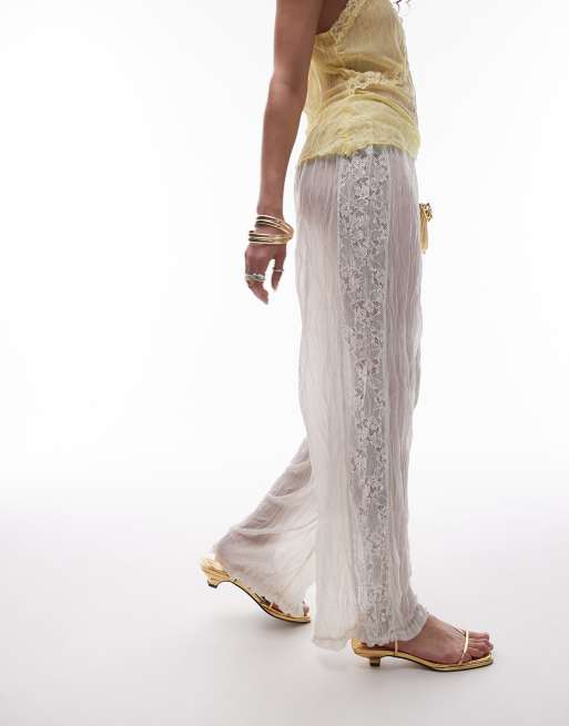 Pantalones color crudo de pernera ancha de tejido transparente efecto rugoso y encaje de Topshop
