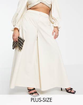 Pantalones color ostra de pernera ancha de Yaura Plus (parte de un conjunto)