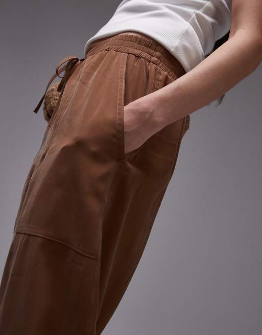 Pantalones color óxido de pernera ancha sin cierres de Topshop, 5 de 5