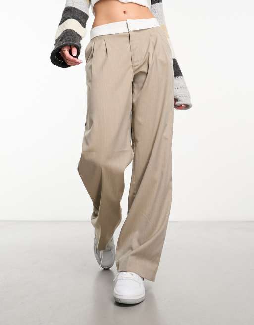 Pantalones color piedra de pernera ancha con cinturilla a la vista de Vero Moda