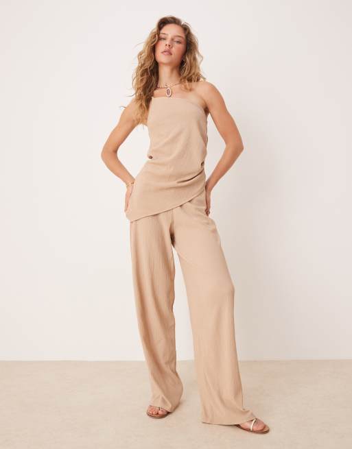 Pantalones color piedra de pernera ancha de tejido texturizado con patrón lineal de ASOS DESIGN (parte de un conjunto)