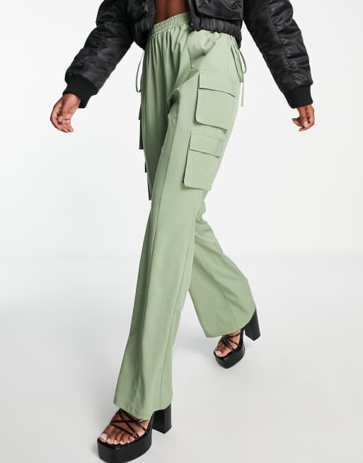 Pantalones color salvia cargo con lazada en la cintura de I Saw It First