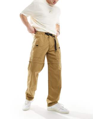 Pantalones color tostado cargo utilitarios con diseño desmontable de cremallera de Levi's