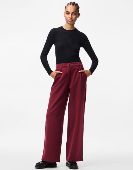 Pantalones color vino de pernera ancha de Pieces