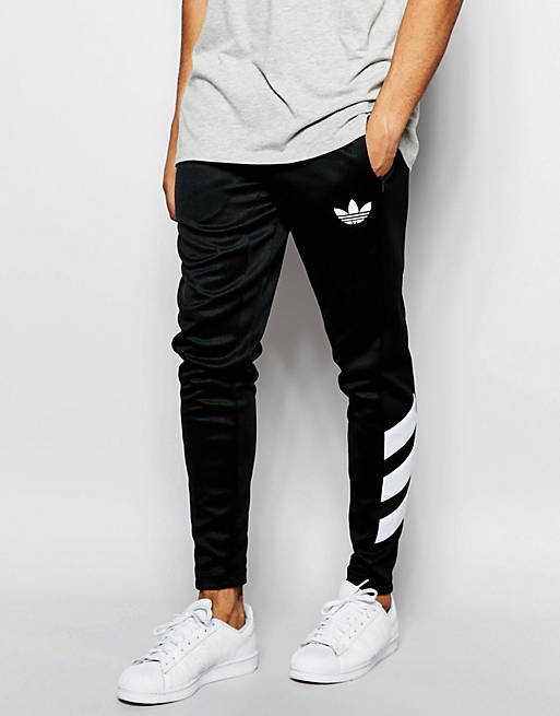 Pantalones confort AJ7673 de Adidas Originals ASOS