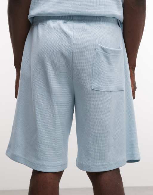 Pantalones cortos azul cielo de punto gofrado de Prohibited (parte de un conjunto), 4 de 5
